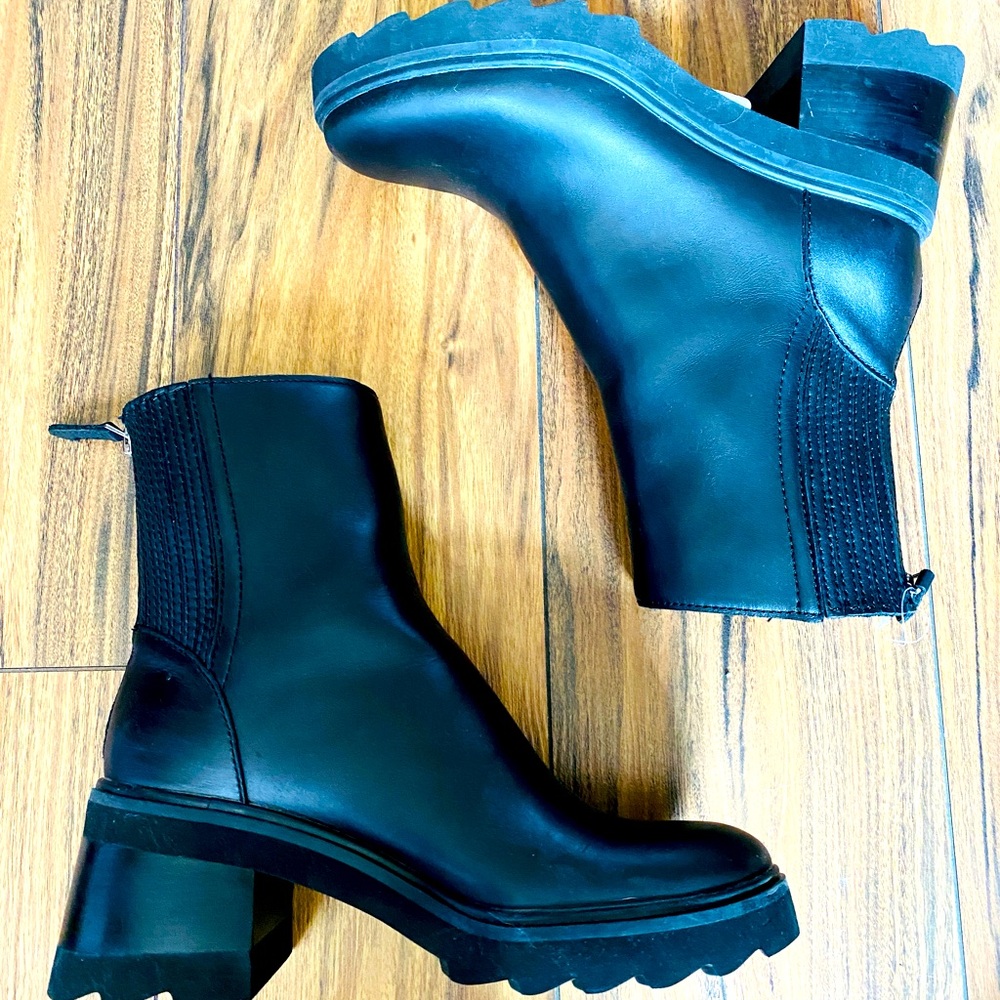 Dolce Vita Black Leather Boots Women’s 6